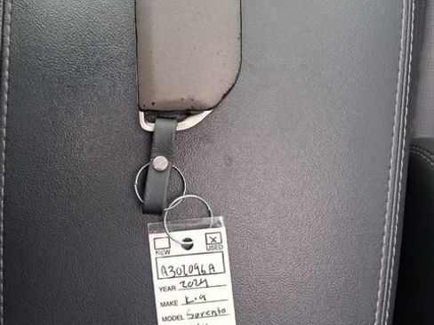 Used 2024 Kia Sorento S w/ Panoramic Sunroof Package FWD image 22