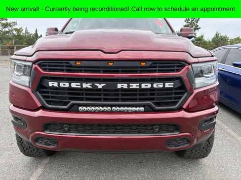 Used 2024 RAM 1500 Laramie AWD/4WD image 3