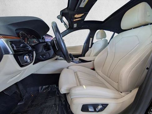 Used 2019 BMW 530i xDrive w/ Executive Package image 17