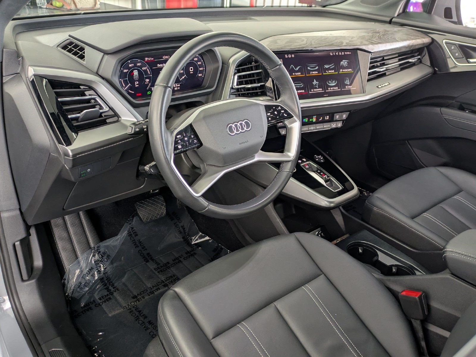 Used 2023 Audi Q4 e-tron Premium w/ Convenience Package AWD/4WD image 15