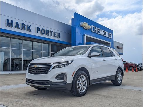 Used 2024 Chevrolet Equinox LT AWD/4WD image 1