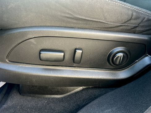Used 2015 GMC Acadia SLE FWD image 20