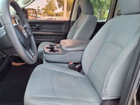Used 2019 RAM 1500 Express w/ Express Value Package RWD image 24