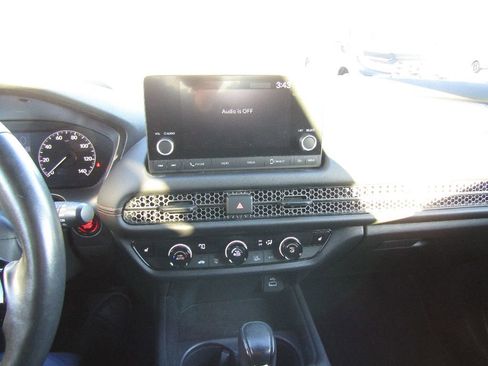 Used 2023 Honda HR-V Sport image 14