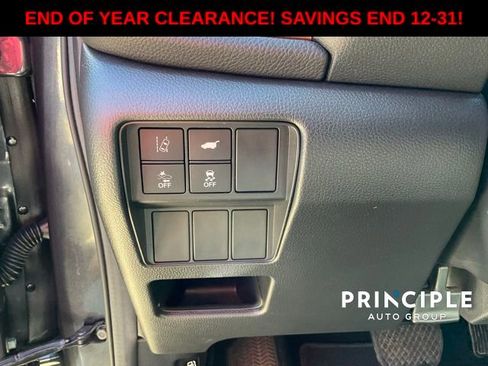 Used 2017 Honda CR-V Touring image 13