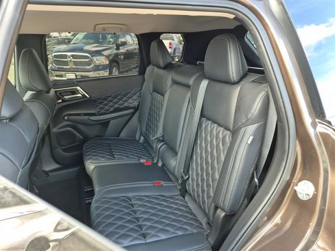 Used 2024 Mitsubishi Outlander SEL image 61