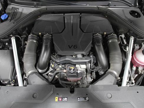 Used 2022 Genesis GV70 3.5T Sport w/ Sport Prestige Package image 23