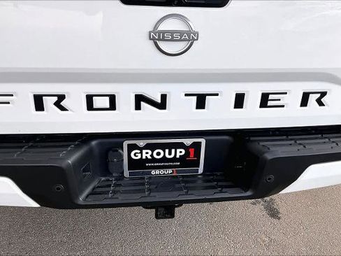 Certified 2023 Nissan Frontier SV w/ SV Convenience Package image 10