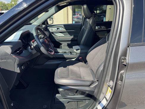 Used 2025 Ford Explorer ST AWD/4WD image 8