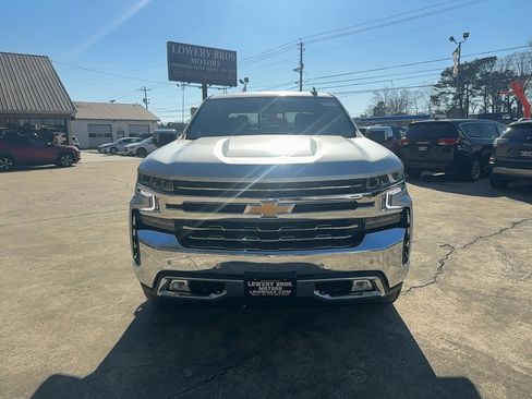 Used 2021 Chevrolet Silverado 1500 LTZ image 2