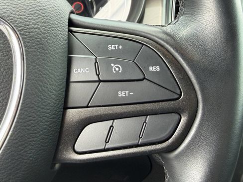 Used 2023 Dodge Charger SXT AWD/4WD image 8