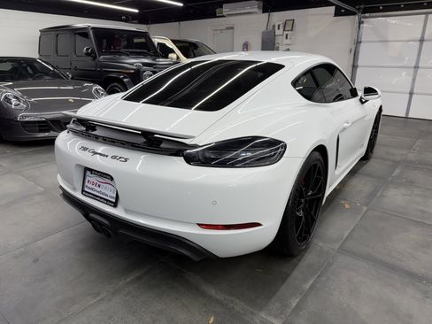 Used 2018 Porsche 718 Cayman GTS image 7