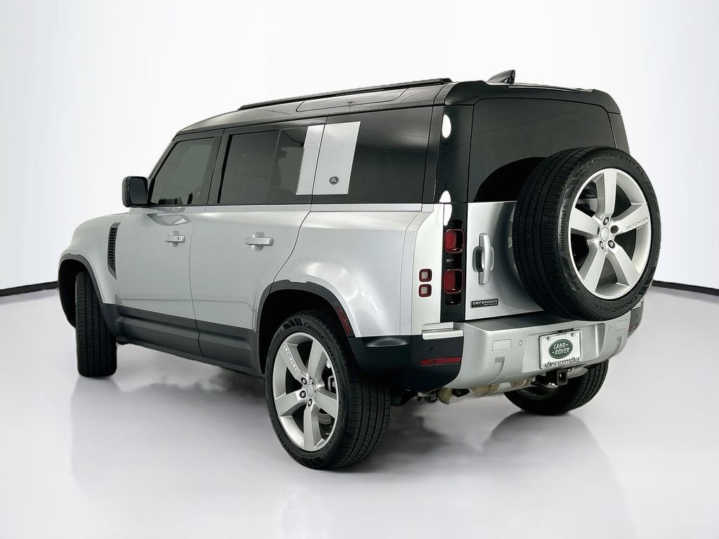Used 2020 Land Rover Defender 110 First Edition AWD/4WD image 7