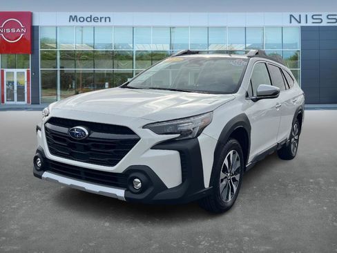 Used 2023 Subaru Outback Touring image 1