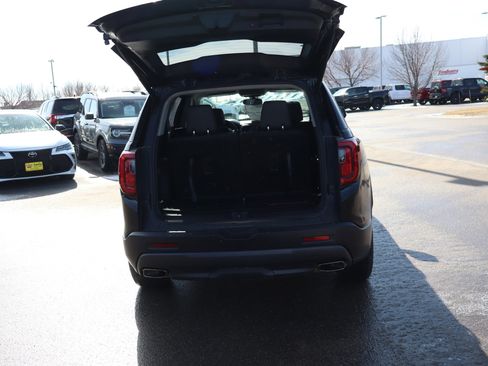 Certified 2023 GMC Acadia AT4 w/ Technology Package image 7