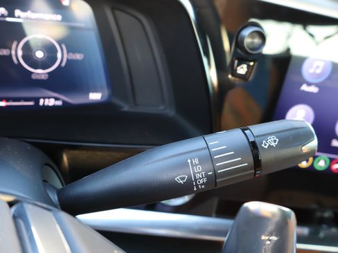 Used 2020 Chevrolet Corvette Stingray Preferred Cpe w/ 2LT Preferred Equipment Group RWD image 24