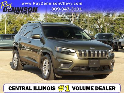 Used 2019 Jeep Cherokee Latitude w/ Popular Appearance Group