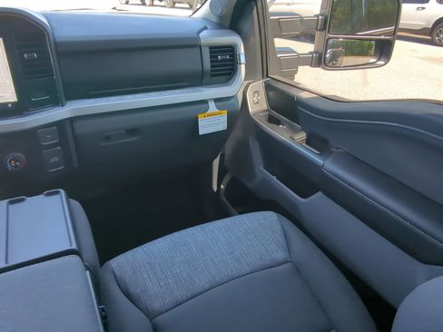 New 2026 Ford F250 XLT w/ XLT Premium Package AWD/4WD image 15