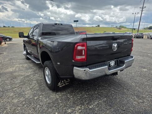 Used 2024 RAM 3500 Big Horn w/ Heated Seats & Wheel Group AWD/4WD image 5