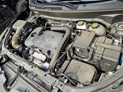 Certified 2024 Chevrolet Equinox LT image 29