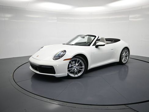 Used 2024 Porsche 911 Carrera image 28