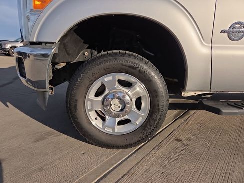 Used 2015 Ford F250 XLT image 25