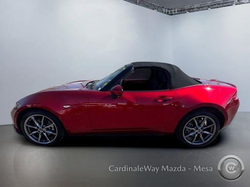 Used 2022 MAZDA MX-5 Miata Grand Touring RWD image 7