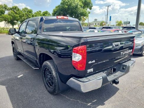 Used 2017 Toyota Tundra SR5 w/ SR5 Upgrade Package AWD/4WD image 32
