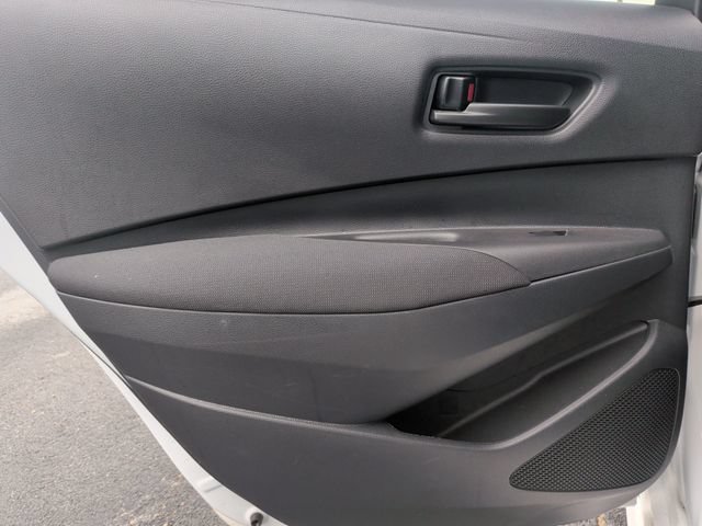 Used 2025 Toyota Corolla LE FWD image 28