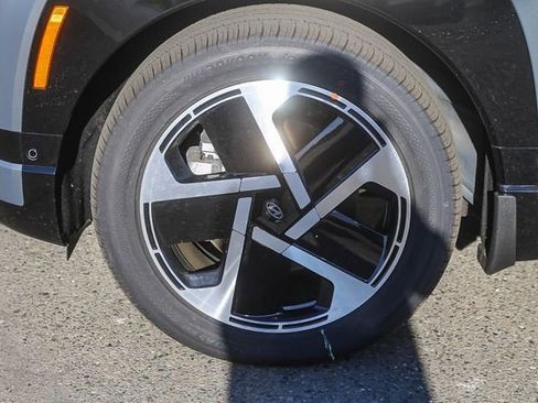 New 2026 Hyundai Ioniq 9 Limited image 11