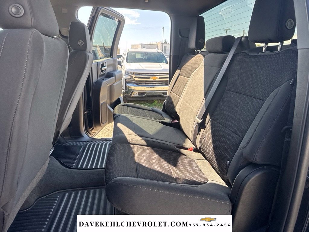 Used 2021 Chevrolet Silverado 2500 Custom w/ Custom Value Package AWD/4WD image 21