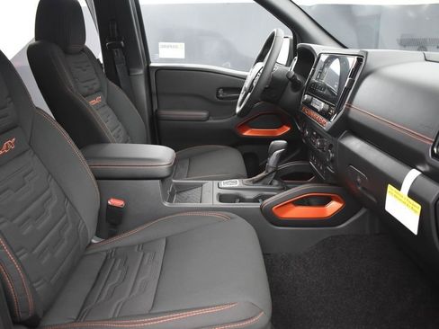 New 2026 Nissan Frontier PRO-4X w/ Pro-4x Convenience Package image 23