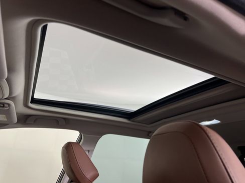 Used 2021 Subaru Forester Touring image 34