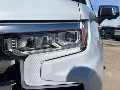 New 2026 Chevrolet Silverado 1500 High Country w/ Technology Package AWD/4WD image 10