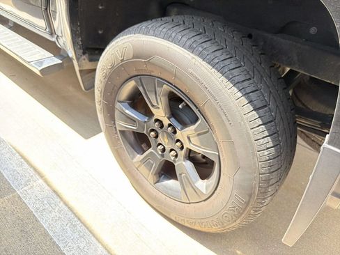 Used 2017 Chevrolet Colorado Z71 RWD image 5