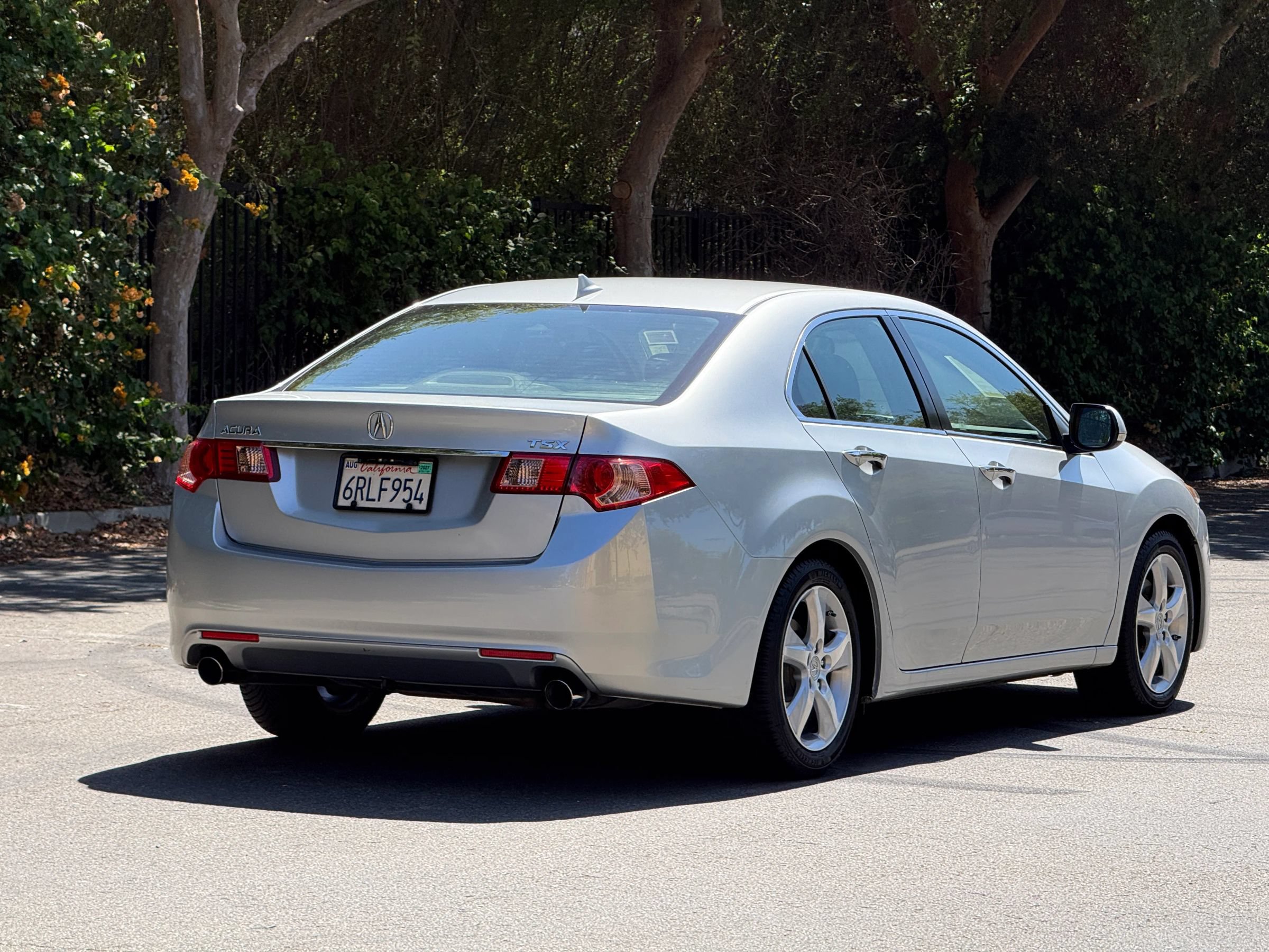 Used 2011 Acura TSX Sedan FWD image 3