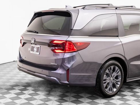 New 2026 Honda Odyssey Touring image 42