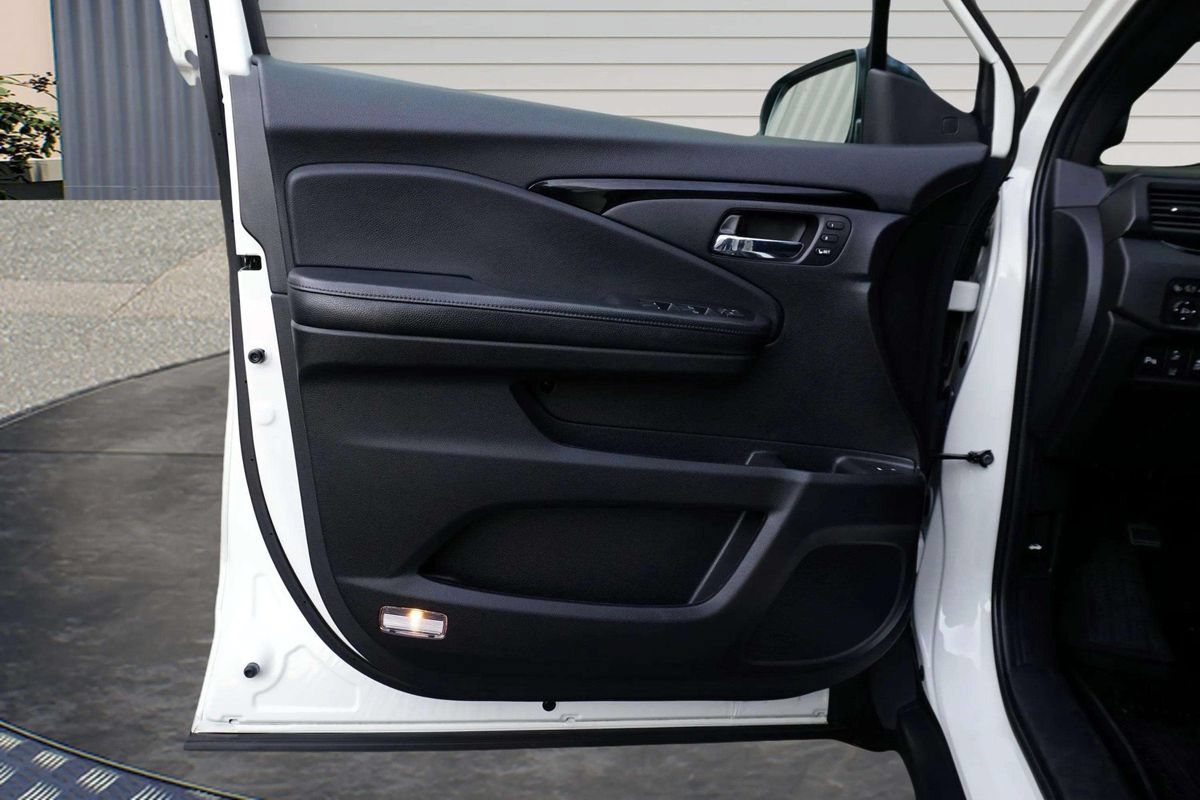 Used 2019 Honda Passport Touring image 14