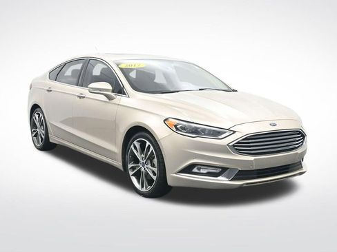 Used 2017 Ford Fusion Titanium image 3