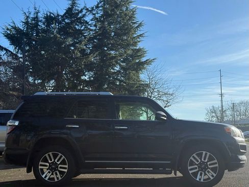 Used 2023 Toyota 4Runner Limited image 6