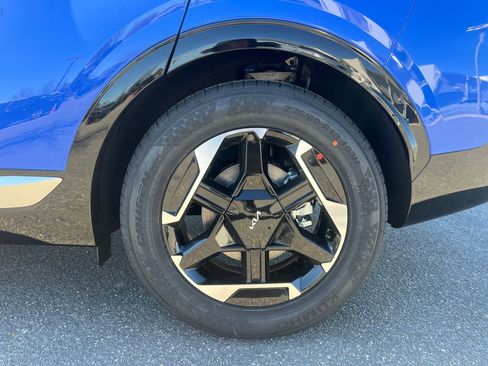 New 2026 Kia Sportage SX image 10