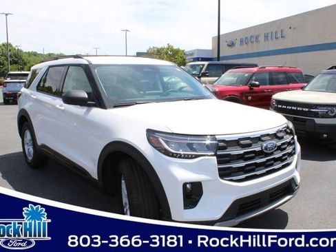 New 2026 Ford Explorer Active RWD image 1