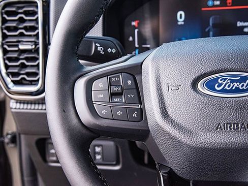 New 2025 Ford Ranger XLT w/ FX4 Off-Road Package image 31