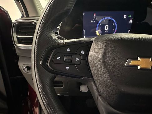 Used 2024 Chevrolet TrailBlazer LS FWD image 33