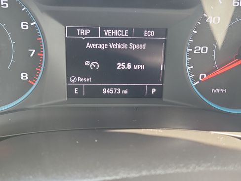 Used 2023 Chevrolet Traverse LS image 32