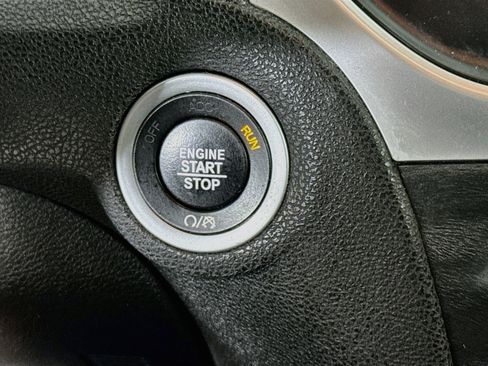 Used 2020 Chrysler 300 Touring w/ Sport Appearance Package RWD image 19