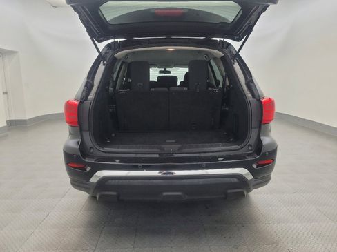 Used 2020 Nissan Pathfinder S AWD/4WD image 29