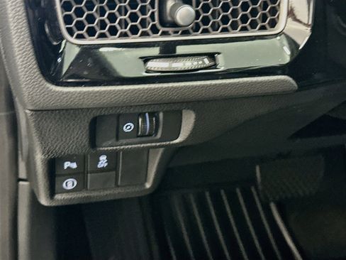 Used 2023 Honda Civic Touring image 17