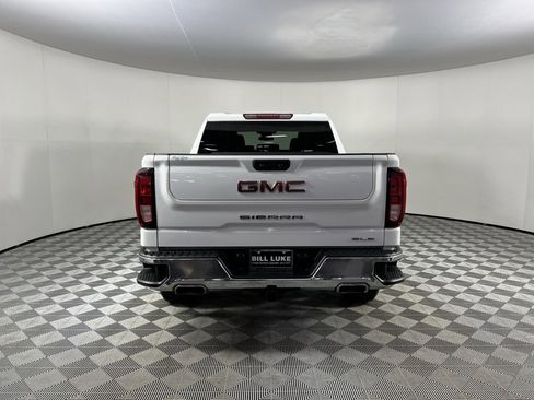 Used 2024 GMC Sierra 1500 SLE image 8