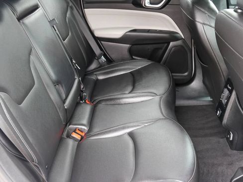 Used 2025 Jeep Compass Limited AWD/4WD image 15